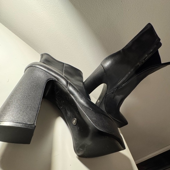 Zara Platform Boots – Never Worn - Picture 3 of 10